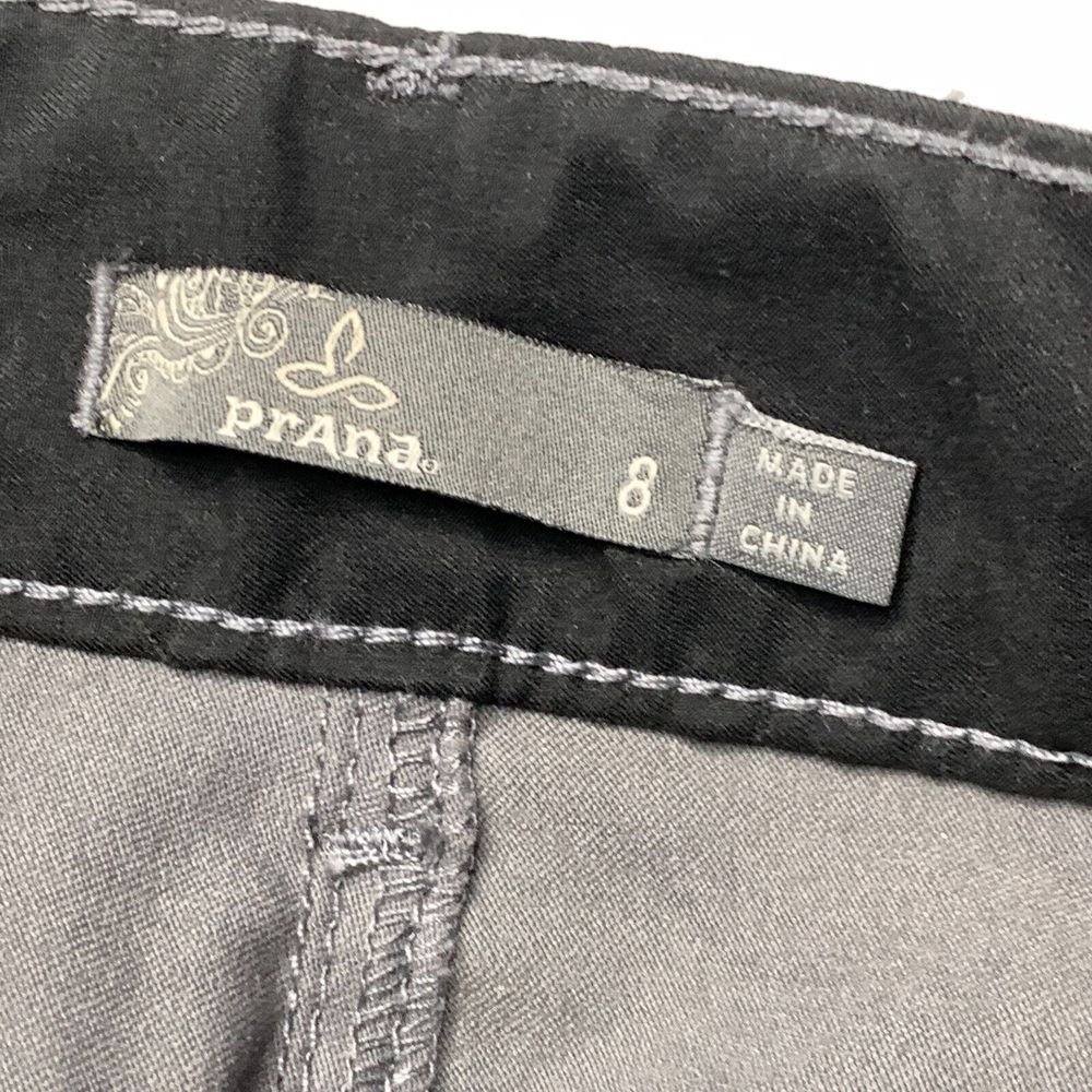Prana Women's Gray Camo Jogger Pants - Picture 3 of 12